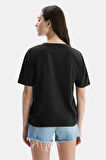 AVALON Siyah Bisiklet Yaka Baskılı Oversize  Kadın Tshirt