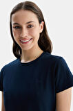 DESTINA Lacivert Bisiklet Yaka Nakışlı Kadın Tshirt