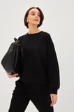 Taşlı Bisiklet Yaka Siyah Örme Sweatshirt
