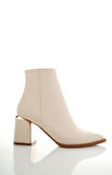 Muggo KYLİE Garantili Sivri Burun Kalın Topuklu Fermuarlı Kadın Bot