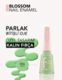 Flormar Blossom Yoğun Pigmentli & Uzun Süre Kalıcı Parlak Bitişli Oje