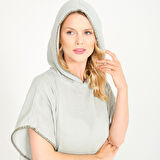 Kapüşonlu Kadın Müslin Sörf Yetişkin Panço