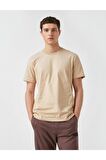 Regular Fit Basic   T-Shirt