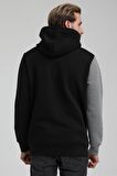 Kapüşonlu Siyah Slim Fit Sweatshirt 22FWM64033