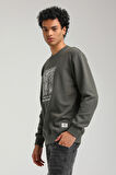 Bisiklet Yaka Haki Slim Fit Sweatshirt 23FWM60153
