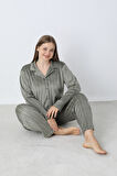 Kadın Kışlık Önden Düğmeli Çizgili Kadife Battal Pijama Takımı Yeşil