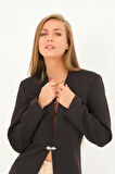 Önü Broş Detaylı Blazer Ceket