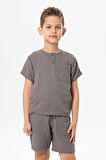 Kısa Kol Batı Cep Detaylı Yazlık Müslin Erkek Çocuk Tshirt Gri Gri