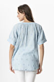 Kısa Kol V Yaka Venüs Düğmeli Müslin Yazlık Bluz Buz Mavi Bmv