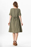Kısa Kol Kare Yaka Dora Cep Detaylı Midi Boy Müslin Yazlık  Elbise Haki Hk