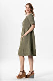 Kısa Kol Kare Yaka Dora Cep Detaylı Midi Boy Müslin Yazlık  Elbise Haki Hk