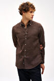 Kahve Dynamic Fit Düğmeli Yaka Düz Uzun Kollu Cepsiz %100 Keten Gömlek