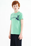 Su Yeşili Baskı Detaylı Standart Kalıp O Yaka Erkek Çocuk T-Shirt - 11133 | 9-10 Yaş