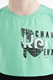 Su Yeşili Baskı Detaylı Renk Bloklu Standart Kalıp O Yaka Erkek Çocuk T-Shirt - 11107 | 6-7 Yaş