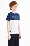 Beyaz Yazı Baskılı Renk Bloklu Standart Kalıp O Yaka Erkek Çocuk T-Shirt - 11134 | 9-10 Yaş