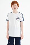 Beyaz Omuz Baskı Detaylı Standart Kalıp O Yaka Erkek Çocuk T-Shirt - 11121 | 12-13 Yaş