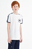 Beyaz Omuz Baskı Detaylı Standart Kalıp O Yaka Erkek Çocuk T-Shirt - 11121 | 12-13 Yaş