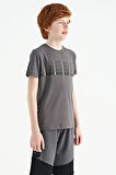 Koyu Gri Yazı Baskılı O Yaka Standart Kalıp Erkek Çocuk T-Shirt - 11149 | 9-10 Yaş