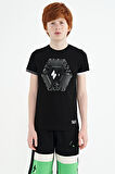 Siyah Kol Ucu Renkli Detaylı Baskılı Standart Kalıp Erkek Çocuk T-Shirt - 11156 | 6-7 Yaş