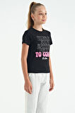 Siyah O Yaka Yazı Baskılı Rahat Form Kısa Kollu Cropped Kız Çocuk T-Shirt - 75118 | 11-12 Yaş