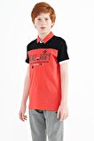 Coral Renk Bloklu Yazı Nakışlı Standart Kalıp Polo Yaka Erkek Çocuk T-Shirt - 11087 | 12-13 Yaş