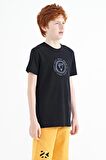 Lacivert Nakış İşleme Detaylı O Yaka Standart Kalıp Erkek Çocuk T-Shirt - 11115 | 8-9 Yaş