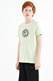 Açık Yeşil Nakış İşleme Detaylı O Yaka Standart Kalıp Erkek Çocuk T-Shirt - 11115
