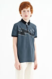 Orman Yeşili Baskı Detaylı Standart Kalıp Polo Yaka Erkek Çocuk T-Shirt - 11154 | 14-15 Yaş