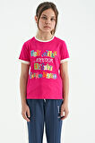 Fuşya Renkli Yazı Detaylı O Yaka Rahat Form Kız Çocuk T-Shirt - 75109