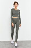 Çağla Uzun Kollu Dar Kalıp  O Yaka Kadın Crop Top - 97150 | XL