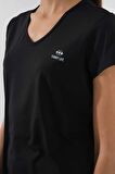 Siyah Basic Kısa Kol Standart Kalıp V Yaka Kadın T-Shirt - 97145 | XL