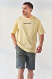 Sarı Yazı Baskılı O Yaka Erkek Oversize T-Shirt - 87984 | L