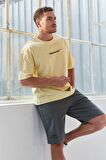 Sarı Yazı Baskılı O Yaka Erkek Oversize T-Shirt - 87984 | L