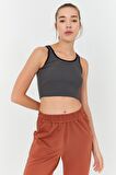 Antrasit Basic Sıfır Kol Dar Kalıp U Yaka Kadın Crop Top - 97160 | S
