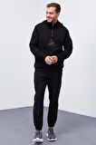 Siyah Nakış Detaylı Yarım Fermuar Kapüşonlu Erkek Sweatshirt  - 88033 | S
