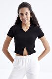 Siyah Basic Önü Yırtmaçlı V Yaka Kadın Crop Top - 97206 | M