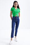 Yeşil Basic Önü Yırtmaçlı V Yaka Kadın Crop Top - 97206 | XL