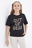 Siyah Oversize Yazı Baskılı O Yaka Düşük Omuz Kız Çocuk T-Shirt  - 75028 | 7-8 Yaş