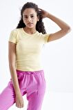 Tommy Life Sarı Basic Kısa Kol O Yaka Kadın Crop Top - 97202 | S
