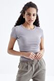 Tommy Life  Gri Basic Kısa Kol O Yaka Kadın Crop Top - 97202 | S
