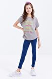 Gri Oversize Renkli Yazı Baskılı O Yaka Kız Çocuk T-Shirt - 75029 | 9-10 Yaş