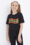 Siyah Oversize Renkli Yazı Baskılı Düşük Omuz O Yaka Kız Çocuk Crop T-Shirt  - 75038 | 7-8 Yaş