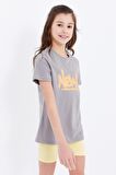 Gri Basic Yazı Baskılı O Yaka Rahat Form Kız Çocuk T-Shirt - 75041 | 8-9 Yaş