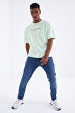 Açık Yeşil Minimal Yazı Nakışlı O Yaka Erkek Oversize T-Shirt  - 88106 | XXL