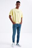Sarı Küçük Yazı Nakışlı O Yaka Erkek Oversize T-Shirt  - 88103 | XXL