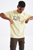 Sarı Air Baskılı O Yaka Erkek Oversize T-Shirt  - 88097 | S