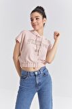Somon Kapüşonlu Yazı Baskılı Beli Lastikli Bürümcük Kumaş Kadın Crop Top T-Shirt  - 97230 | M