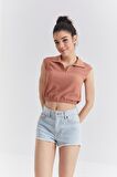 Tarçın Polo Yaka Beli Lastikli Bürümcük Kumaş Kadın Crop Top T-Shirt - 97223 | S