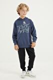 Petrol Baskı Detaylı Standart Kalıp Kapüşonlu Erkek Çocuk Sweatshirt - 11002 | 8-9