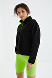 Siyah Yarım Fermuarlı Etek Ucu Büzgülü Dik Yaka Oversize Kadın Polar Sweatshirt - 97234 | M